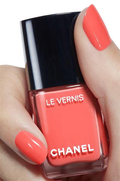 chanel premiere dame nail polish